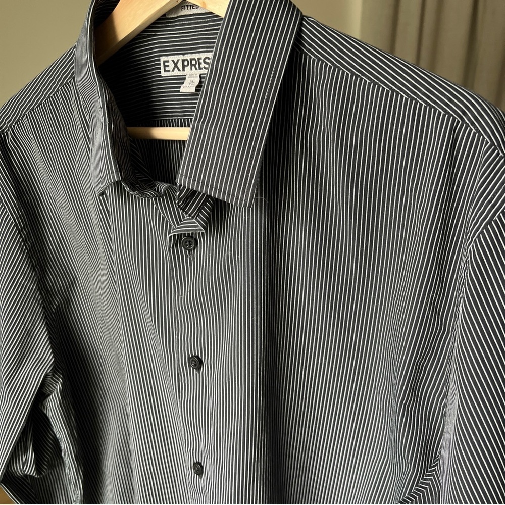 Express Men’s Black/white Fitted Longsleeve Striped Button Up Size XL 17-17.5 - Picture 6 of 15
